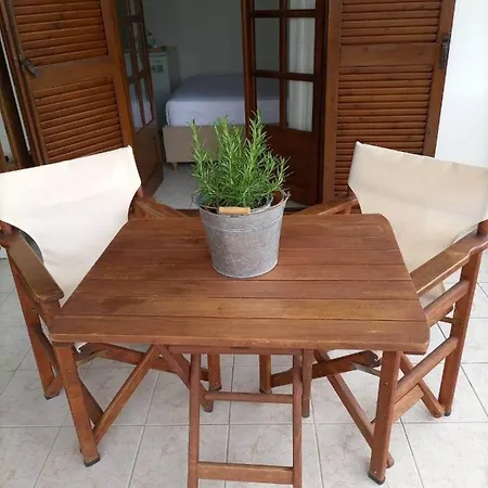 ρόζμαρι Studio * Paliouri