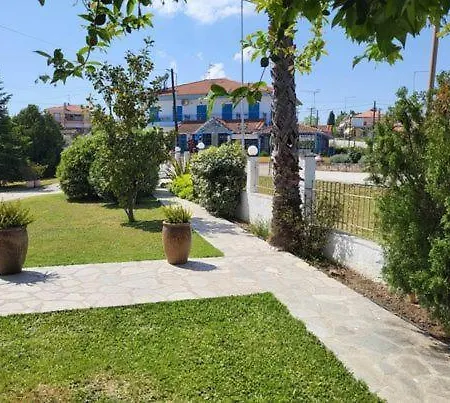 ρόζμαρι Studio Apartment