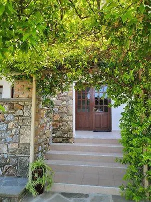 ρόζμαρι Studio * Paliouri