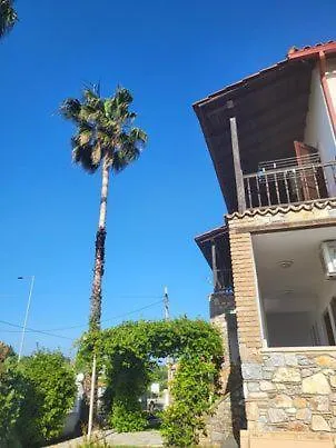 ρόζμαρι Studio Apartment